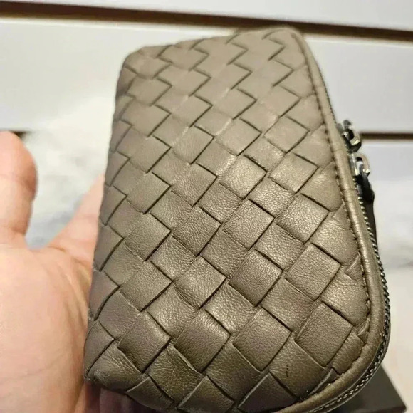 BV Intrecciato Leather Double  Zip Pouch - Picture 6 of 13